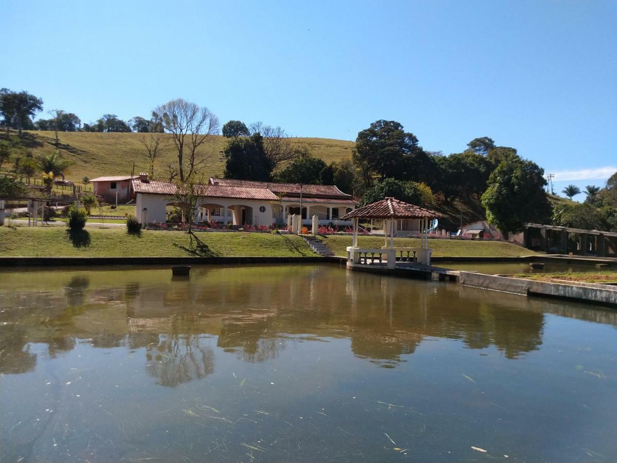 Sitio Dos Rodrigues Villa Lindoia ภายนอก รูปภาพ